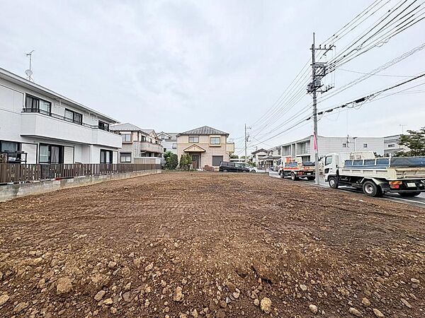 住まう人たちに与えられるゆとりある生活と受け継がれる資産。素晴らしい立地から生み出される時の隙間は家族で過ごすための新しいくかけがえのない時間。