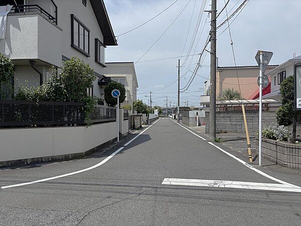 毎月お支払いされているお家賃よりもお安くなることもあります。不動産を購入することによって未来への貯金にもなりますので、ぜひ賃貸と購入を比べたシミュレーションを弊社でやってみてはいかがですか。