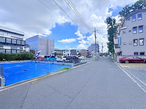 都市ガス・上下水道(前面道路に管あり、引込み無し)