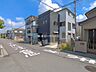 外観：前面道路含む現地