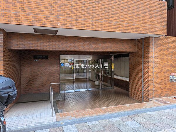 エントランスを拡大表示