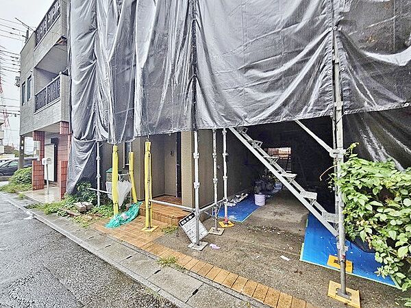 外壁＆屋根リフォーム中