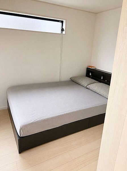 寝室を拡大表示