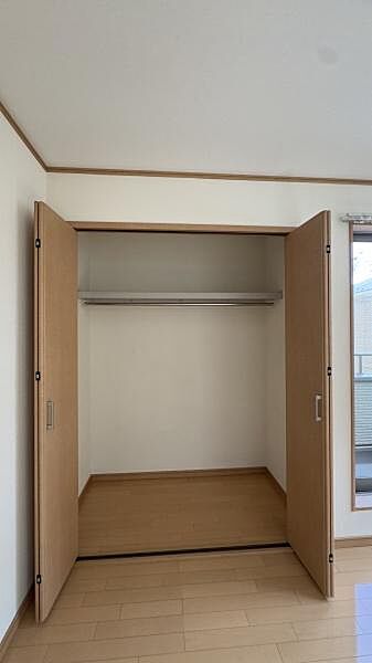 たっぷりサイズのウォークインクローゼットです！