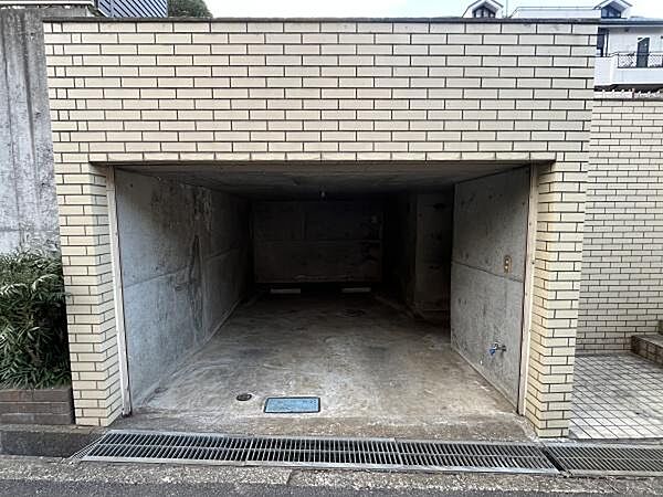 地下車庫1
