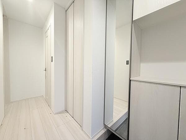玄関を拡大表示
