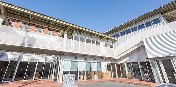 スターチャイルド新吉田ナーサリーまで829m