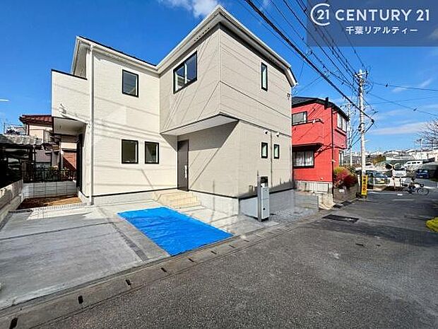 周辺環境や、お客様のご希望に合った物件も一緒にご案内を致します。住宅ローンアドバイザーによるご相談も承ります。当社はお問い合わせに即対応します！お待たせしません！