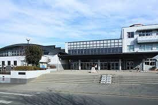 四街道市立四街道中学校まで1200m