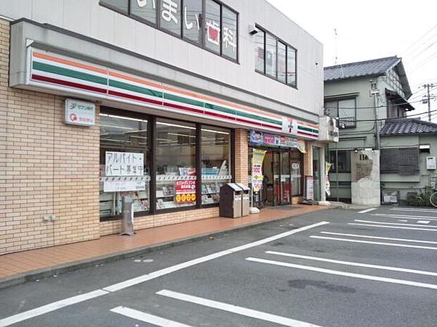 セブンイレブン八千代上高野店まで718m
