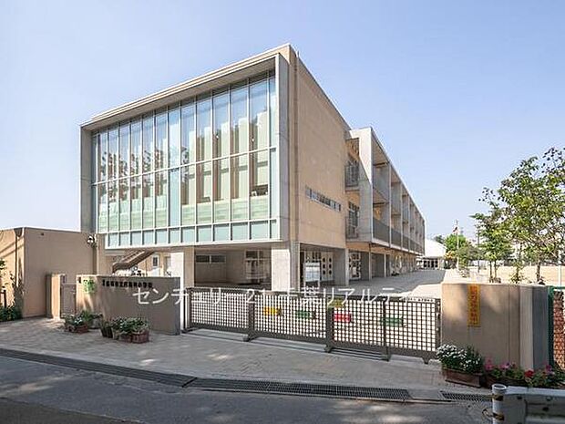 船橋市立西海神小学校まで550m