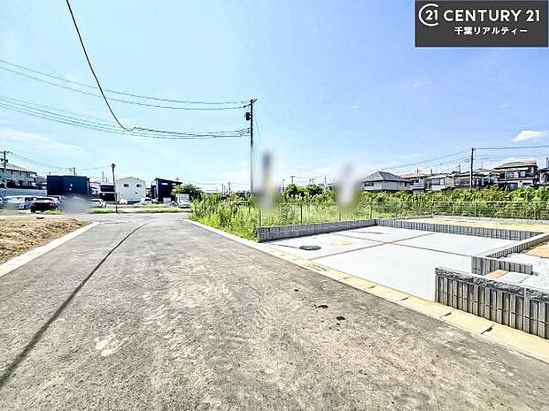 周辺環境や、お客様のご希望に合った物件も一緒にご案内を致します。住宅ローンアドバイザーによるご相談も承ります。当社はお問い合わせに即対応します！お待たせしません！