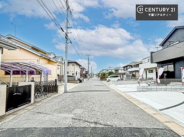 周辺環境や、お客様のご希望に合った物件も一緒にご案内を致します。住宅ローンアドバイザーによるご相談も承ります。当社はお問い合わせに即対応します!お待たせしません!