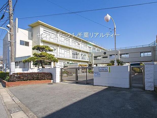 習志野市立大久保東小学校まで465m