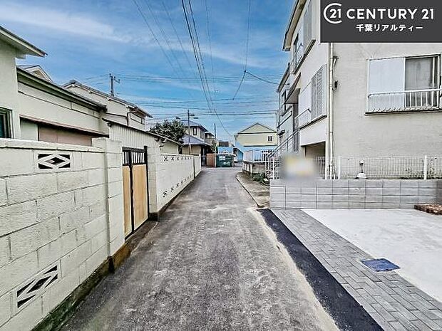 周辺環境や、お客様のご希望に合った物件も一緒にご案内を致します。住宅ローンアドバイザーによるご相談も承ります。当社はお問い合わせに即対応します!お待たせしません!