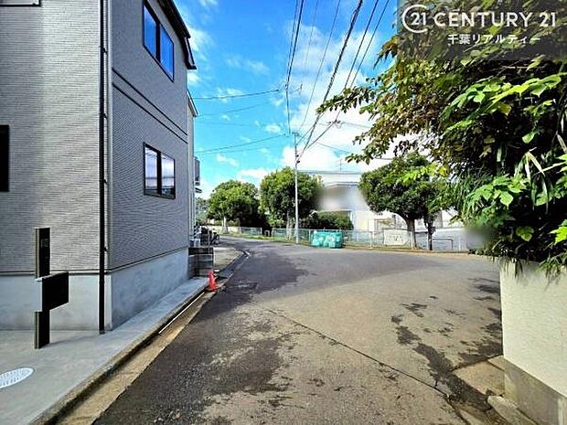 物件探しのご条件・ご要望・ご質問など、何なりと弊社スタッフまでお申し付けください!不動産に関することなら、どのようなことでも誠心誠意対応させて頂きます。