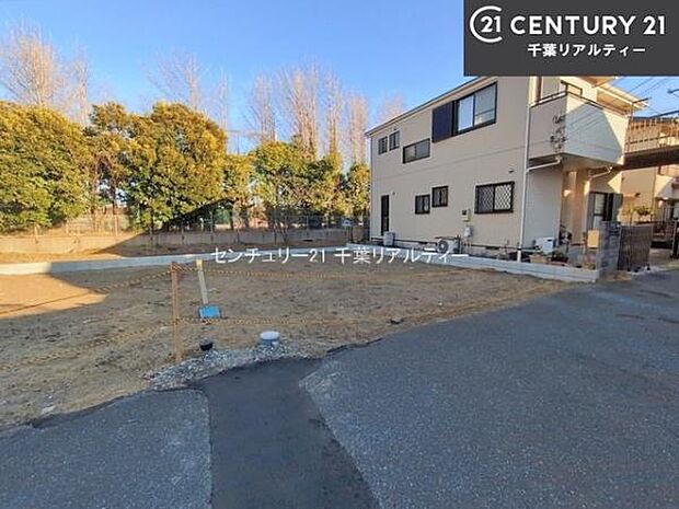 物件探しのご条件・ご要望・ご質問など、何なりと弊社スタッフまでお申し付けください!不動産に関することなら、どのようなことでも誠心誠意対応させて頂きます。