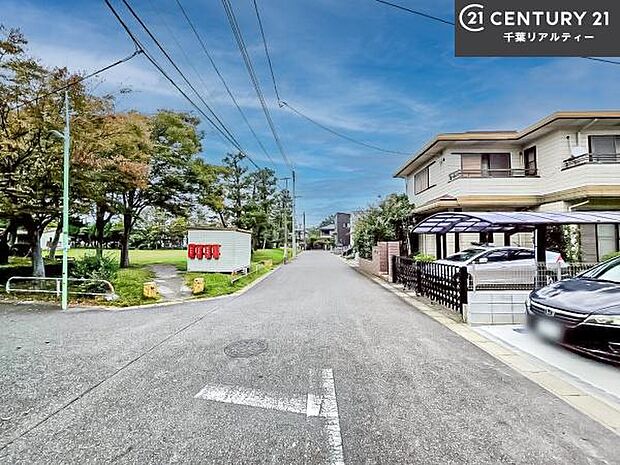 周辺環境や、お客様のご希望に合った物件も一緒にご案内を致します。住宅ローンアドバイザーによるご相談も承ります。当社はお問い合わせに即対応します!お待たせしません!