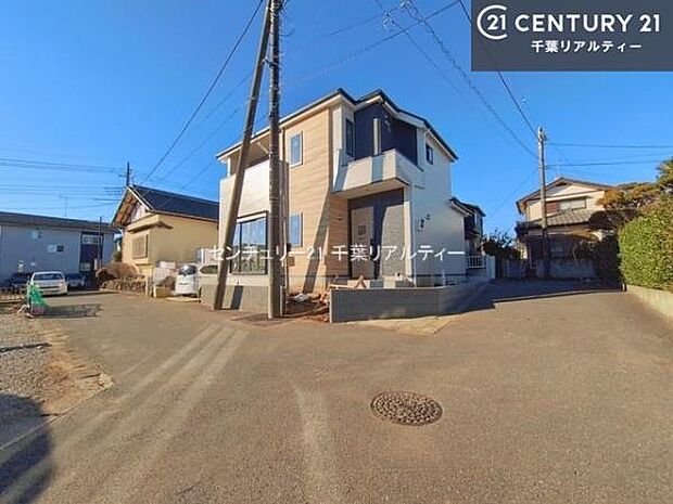 周辺環境や、お客様のご希望に合った物件も一緒にご案内を致します。住宅ローンアドバイザーによるご相談も承ります。当社はお問い合わせに即対応します！お待たせしません！