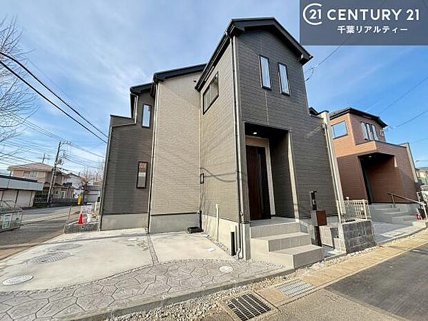 周辺環境や、お客様のご希望に合った物件も一緒にご案内を致します。住宅ローンアドバイザーによるご相談も承ります。当社はお問い合わせに即対応します!お待たせしません!