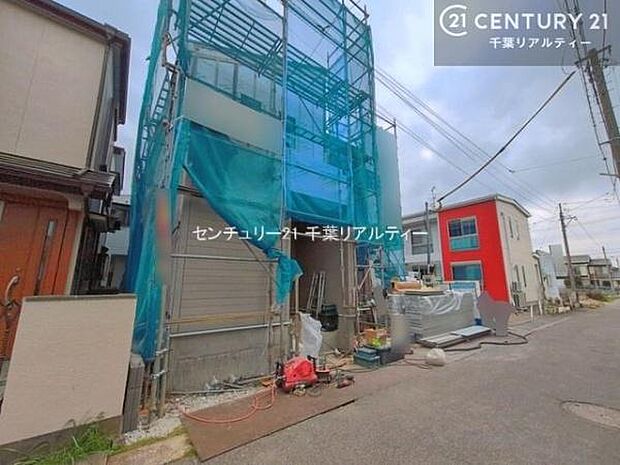 周辺環境や、お客様のご希望に合った物件も一緒にご案内を致します。住宅ローンアドバイザーによるご相談も承ります。当社はお問い合わせに即対応します！お待たせしません！