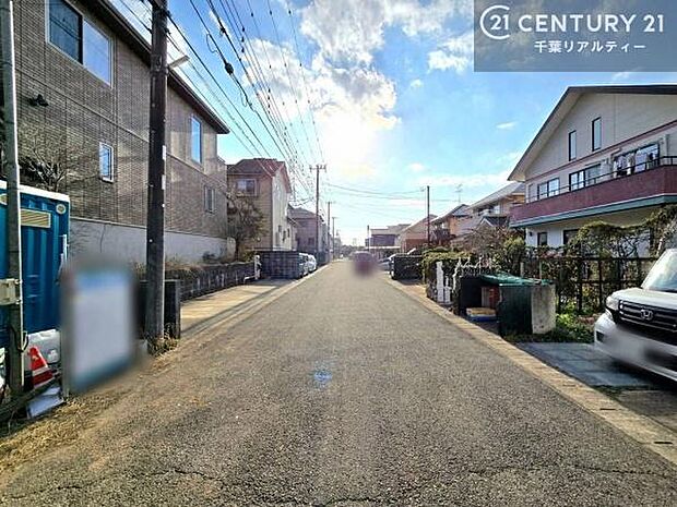 周辺環境や、お客様のご希望に合った物件も一緒にご案内を致します。住宅ローンアドバイザーによるご相談も承ります。当社はお問い合わせに即対応します!お待たせしません!