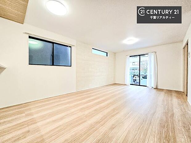 心地良いリビングは家族が自然と集まります。家族団欒の時間が増えそうです。ご家族と、より一層充実した時間を過ごせそうですね。