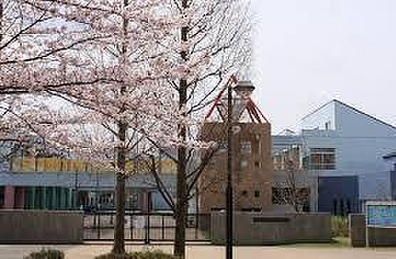 千葉市立有吉小学校まで350m