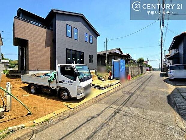 周辺環境や、お客様のご希望に合った物件も一緒にご案内を致します。住宅ローンアドバイザーによるご相談も承ります。当社はお問い合わせに即対応します！お待たせしません！