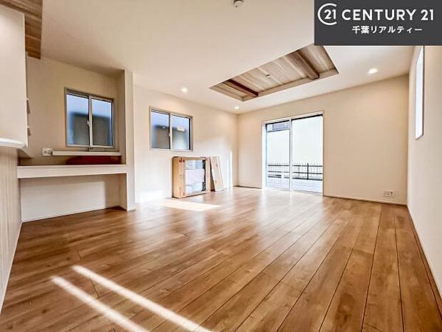 心地良いリビングは家族が自然と集まります。家族団欒の時間が増えそうです。ご家族と、より一層充実した時間を過ごせそうですね。