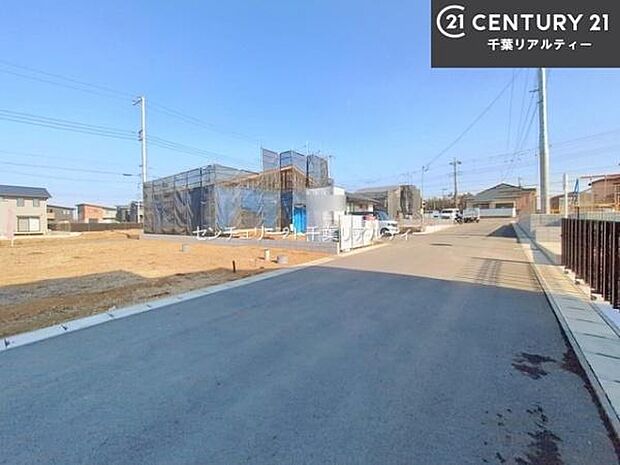 周辺環境や、お客様のご希望に合った物件も一緒にご案内を致します。住宅ローンアドバイザーによるご相談も承ります。当社はお問い合わせに即対応します！お待たせしません！