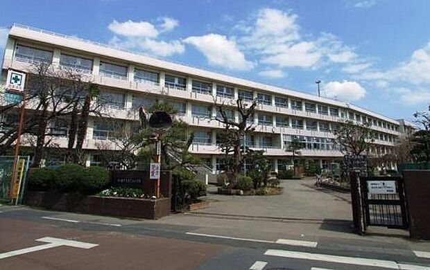 船橋市立夏見台小学校まで650m