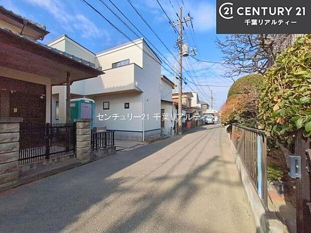 周辺環境や、お客様のご希望に合った物件も一緒にご案内を致します。住宅ローンアドバイザーによるご相談も承ります。当社はお問い合わせに即対応します！お待たせしません！