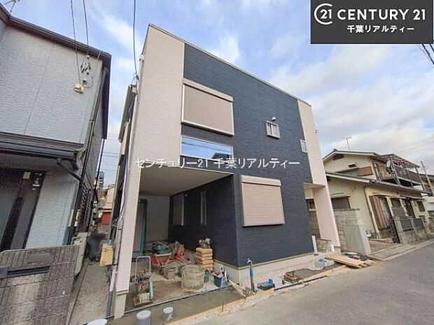 物件探しのご条件・ご要望・ご質問など、何なりと弊社スタッフまでお申し付けください！不動産に関することなら、どのようなことでも誠心誠意対応させて頂きます。