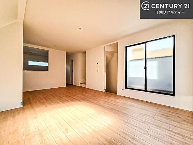 大切な家族が集まるからこそLDKにはこだわりたい。子供たちが元気に笑いながら走り回っている姿を見た時が「広い家にして良かった」と思う瞬間です。