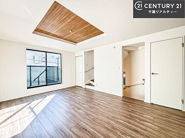 心地良いリビングは家族が自然と集まります。家族団欒の時間が増えそうです。ご家族と、より一層充実した時間を過ごせそうですね。