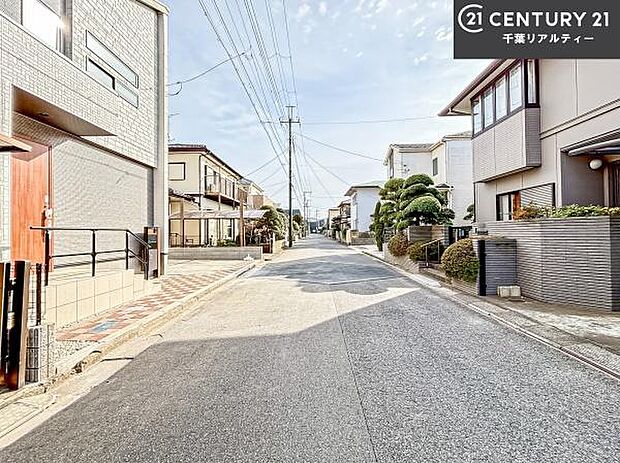 周辺環境や、お客様のご希望に合った物件も一緒にご案内を致します。住宅ローンアドバイザーによるご相談も承ります。当社はお問い合わせに即対応します！お待たせしません！