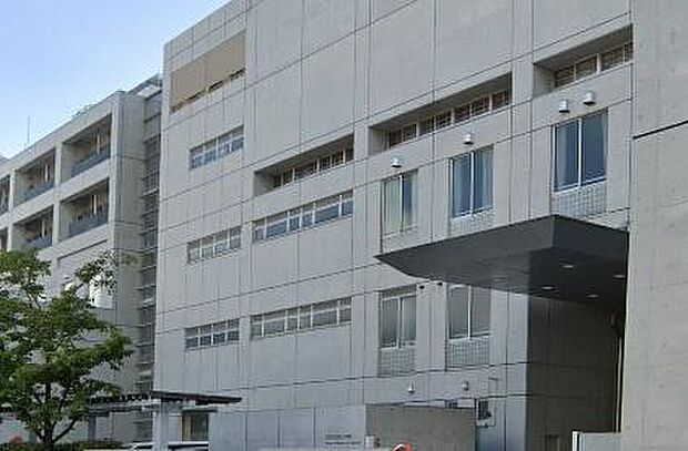 市川市立第七中学校まで640m