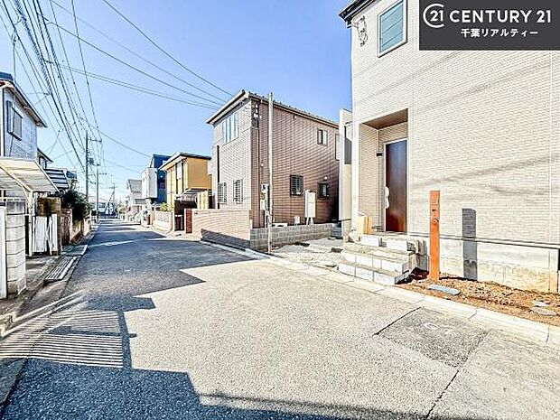 周辺環境や、お客様のご希望に合った物件も一緒にご案内を致します。住宅ローンアドバイザーによるご相談も承ります。当社はお問い合わせに即対応します！お待たせしません！