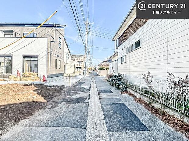 周辺環境や、お客様のご希望に合った物件も一緒にご案内を致します。住宅ローンアドバイザーによるご相談も承ります。当社はお問い合わせに即対応します！お待たせしません！