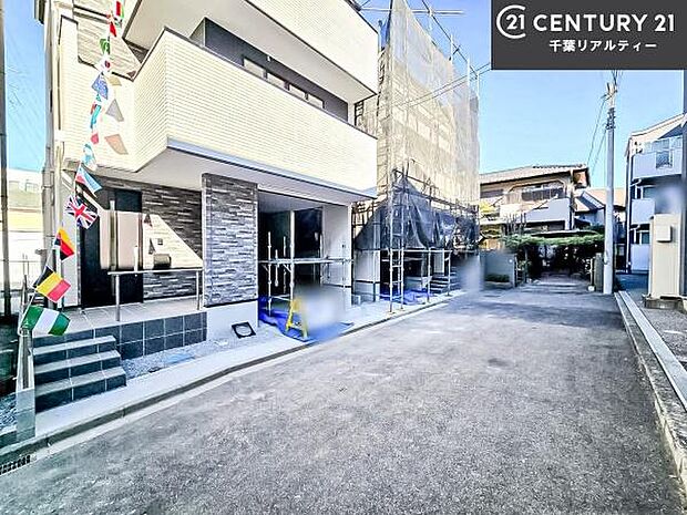 周辺環境や、お客様のご希望に合った物件も一緒にご案内を致します。住宅ローンアドバイザーによるご相談も承ります。当社はお問い合わせに即対応します！お待たせしません！