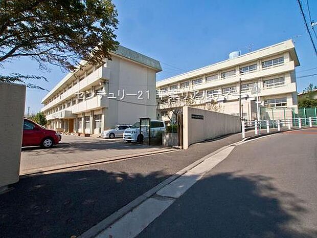 船橋市立高根中学校まで400m