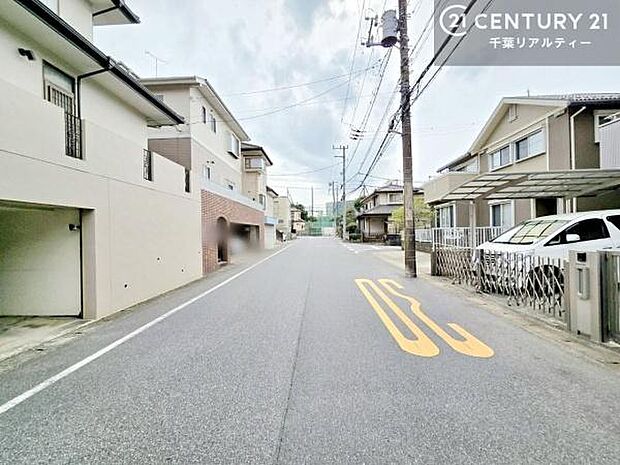 周辺環境や、お客様のご希望に合った物件も一緒にご案内を致します。住宅ローンアドバイザーによるご相談も承ります。当社はお問い合わせに即対応します!お待たせしません!