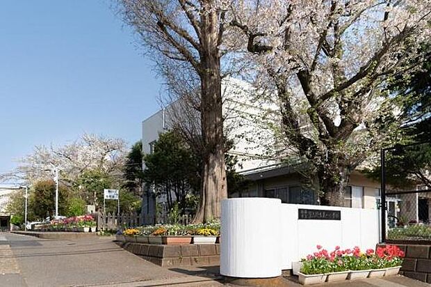 船橋市立習志野台第一小学校まで530m