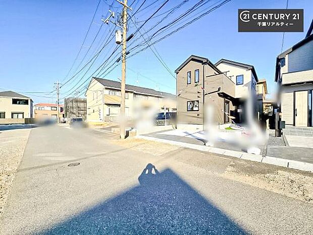 周辺環境や、お客様のご希望に合った物件も一緒にご案内を致します。住宅ローンアドバイザーによるご相談も承ります。当社はお問い合わせに即対応します！お待たせしません！