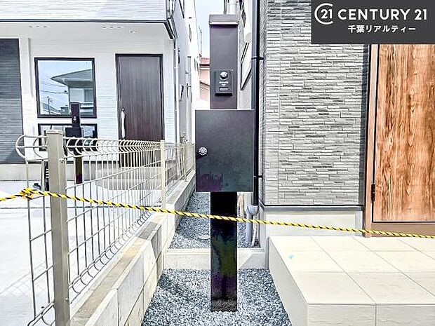 物件探しのご条件・ご要望・ご質問など、何なりと弊社スタッフまでお申し付けください!不動産に関することなら、どのようなことでも誠心誠意対応させて頂きます。