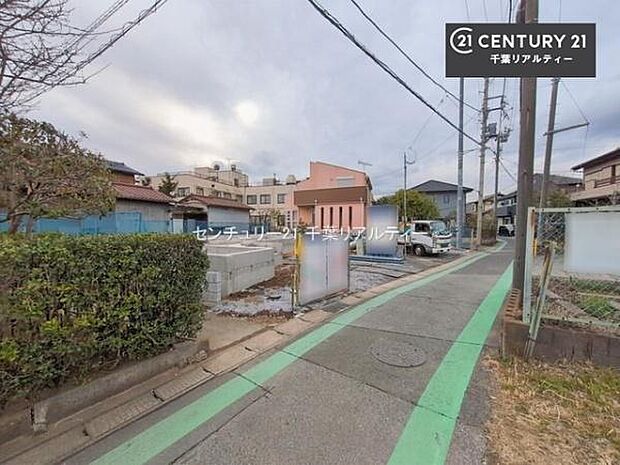 周辺環境や、お客様のご希望に合った物件も一緒にご案内を致します。住宅ローンアドバイザーによるご相談も承ります。当社はお問い合わせに即対応します!お待たせしません!