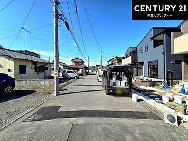 気になるお子様の学校までの道のりや駅までのルート、お買い物の場所などもご一緒にご案内いたします！