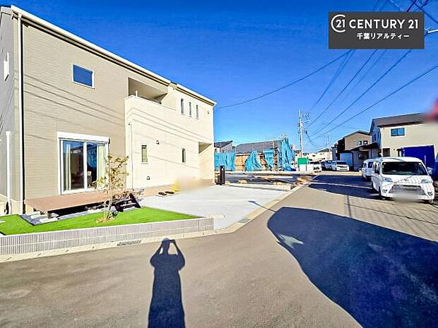 周辺環境や、お客様のご希望に合った物件も一緒にご案内を致します。住宅ローンアドバイザーによるご相談も承ります。当社はお問い合わせに即対応します!お待たせしません!