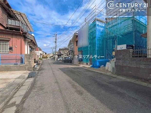 周辺環境や、お客様のご希望に合った物件も一緒にご案内を致します。住宅ローンアドバイザーによるご相談も承ります。当社はお問い合わせに即対応します!お待たせしません!